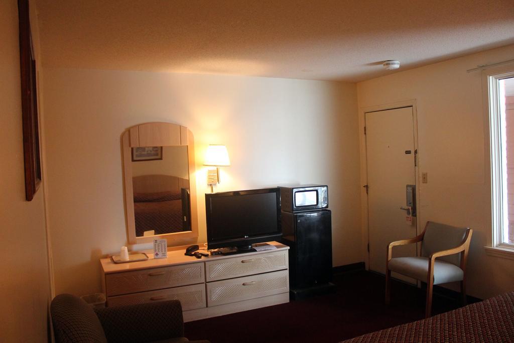 Super 7 Motel Columbia Bagian luar foto